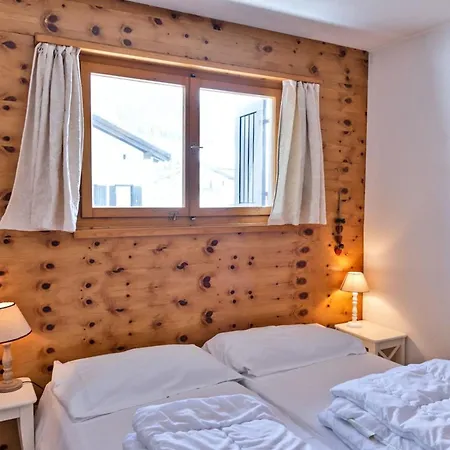 Chesa Dal Gial - Celerina Apartment